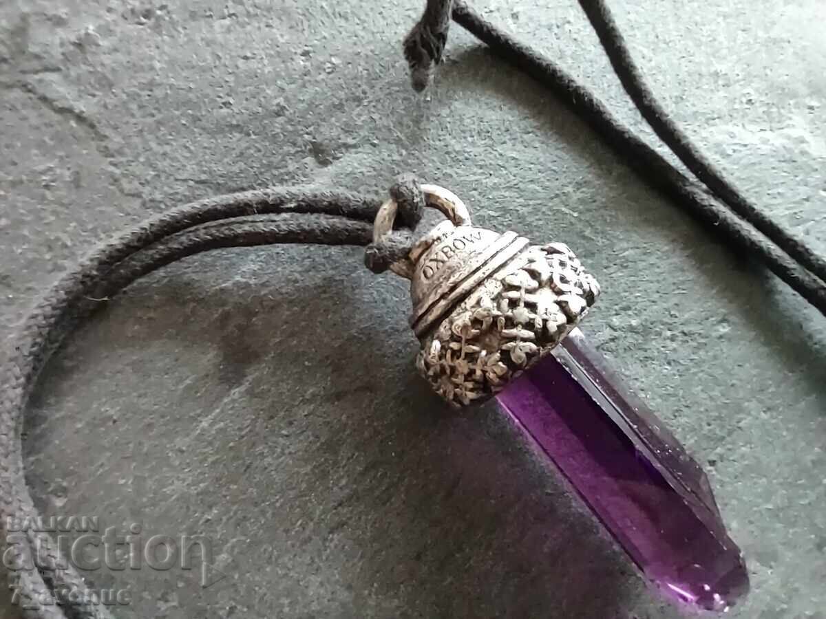 Delivery of Pendant necklace, branded, beautiful, new 26.10.25