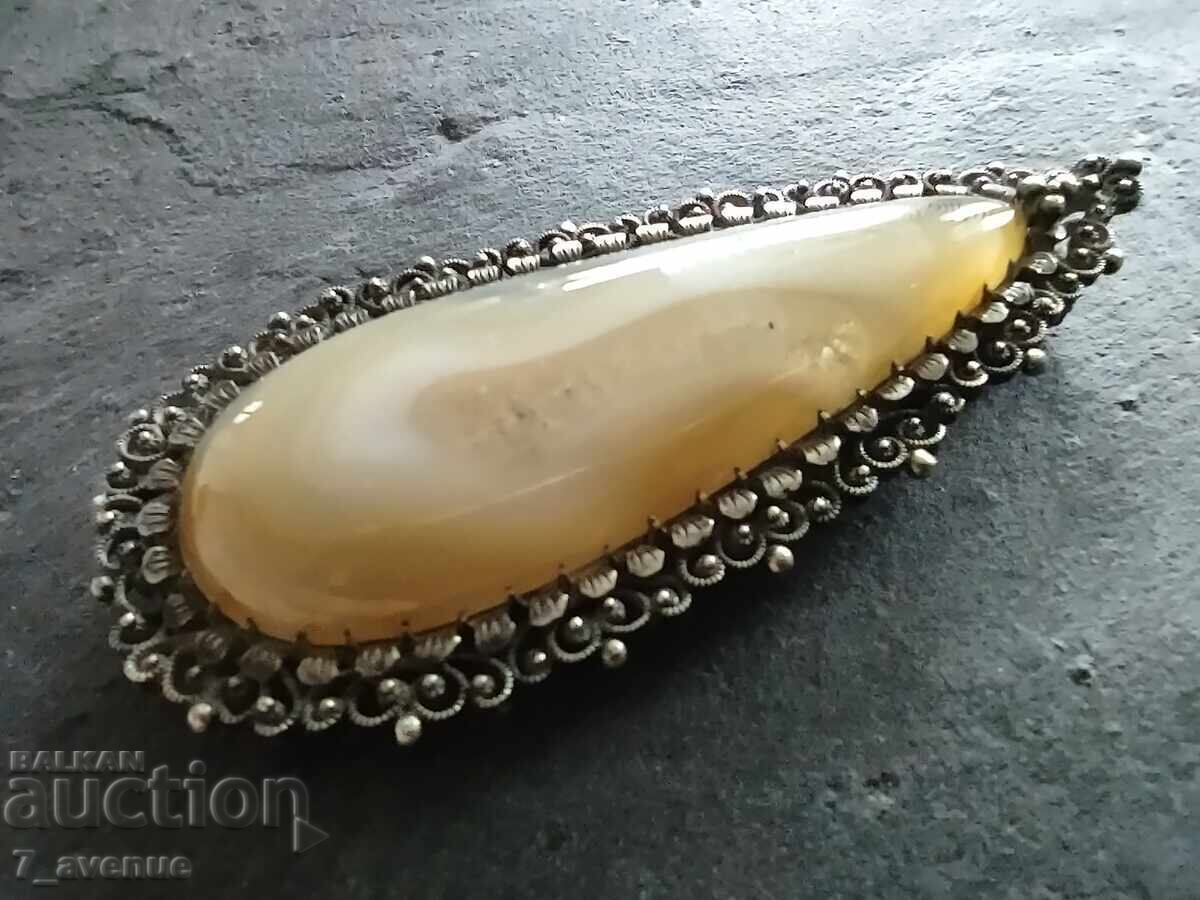 Auction  Interesting old item, lapel clip, scarf clip and others 26.10.25