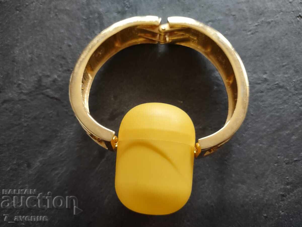 Ενδιαφέρον βραχιόλι με άγρια γάτα, ίσως πάνθηρα 26.10.25 - 6