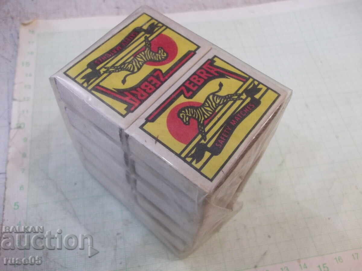 Lot de 10 bucăți de chibrituri "ZEBRA" noi cu preț 50.00 BGN | € 25.56