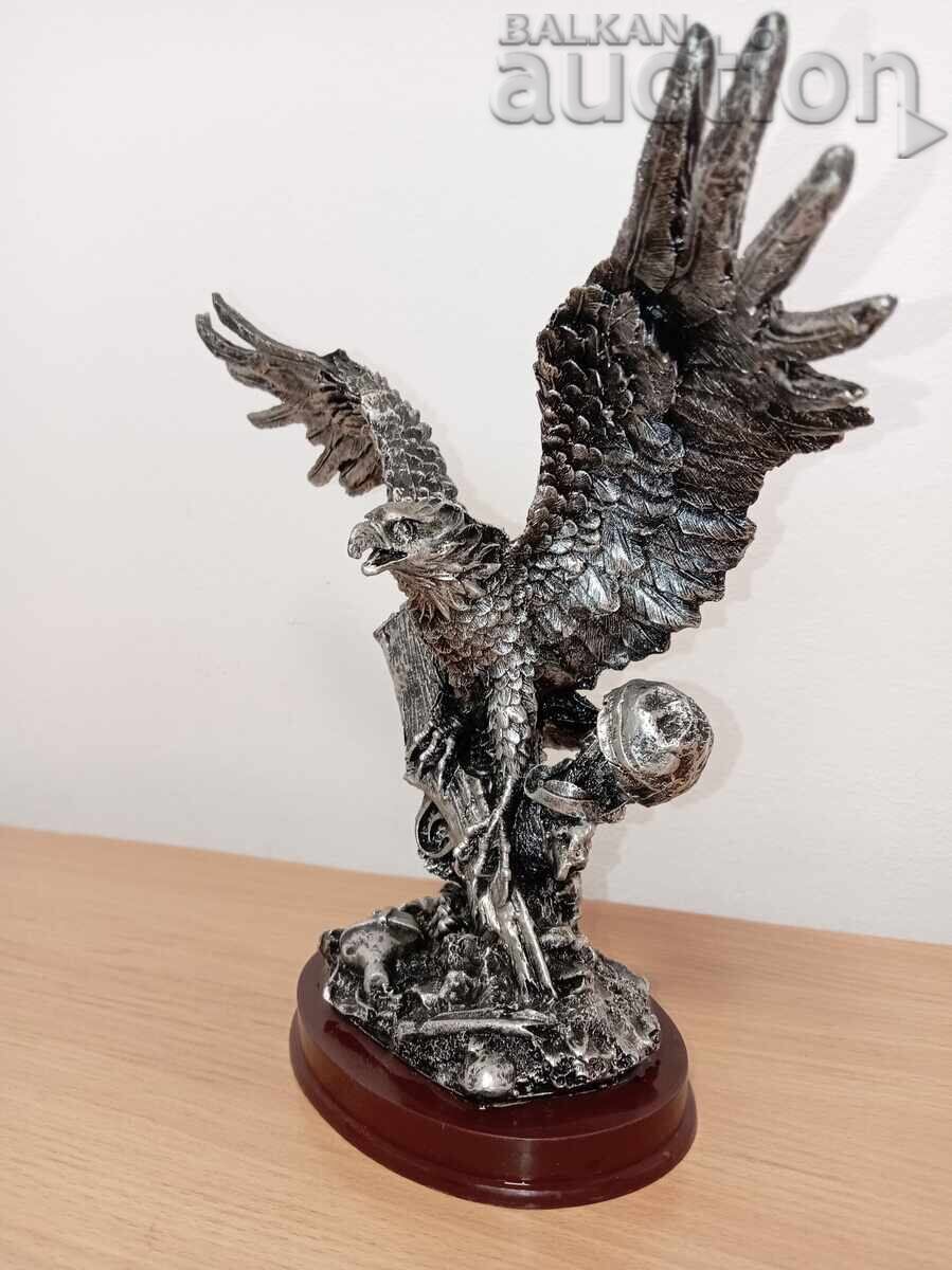 Retro vintage eagle figure - 6 Retro vintage eagle figure - 6