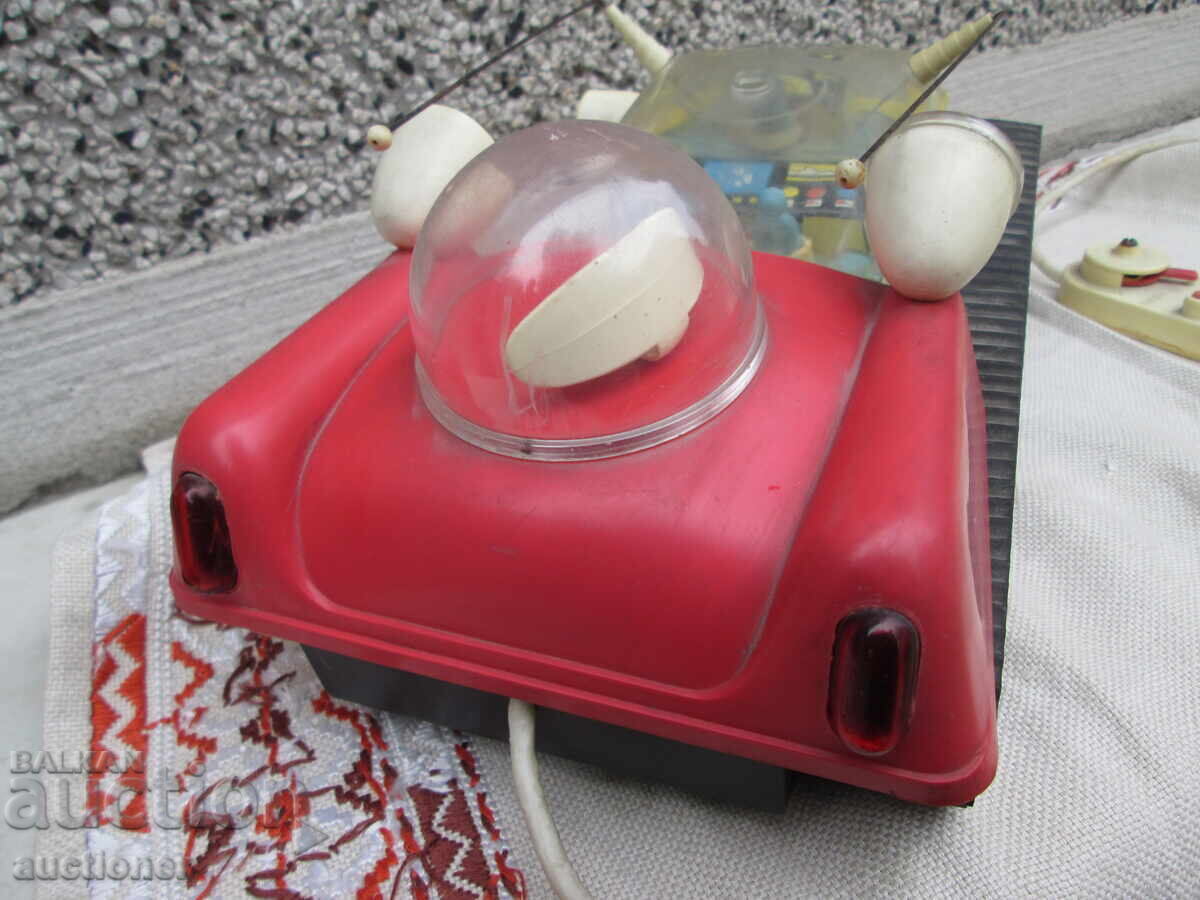 Аукцион РУСКА СОЦ. МЕХАНИЧНА ИГРАЧКА ЛУНОХОД Аукцион РУСКА СОЦ. МЕХАНИЧНА ИГРАЧКА ЛУНОХОД