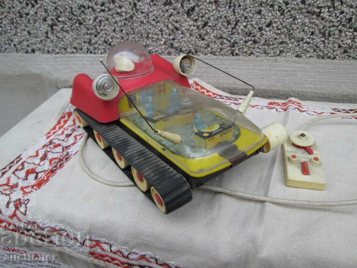 РУСКА СОЦ. МЕХАНИЧНА ИГРАЧКА ЛУНОХОД РУСКА СОЦ. МЕХАНИЧНА ИГРАЧКА ЛУНОХОД