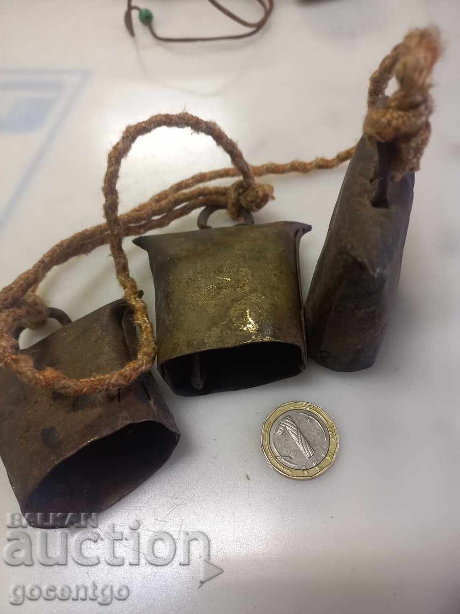 Licitație VAS DE BAIE DIN BUMBAC CLOPOT CLOPOT