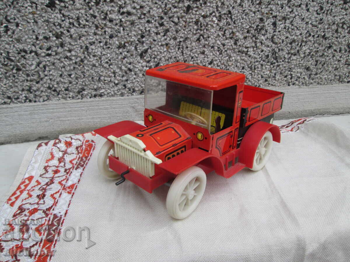 СТАР МЕТАЛЕН КАМИОН, КОЛА С БАТЕРИЯ-НОРМА