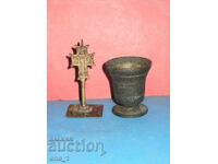 Crucifix și potir de bronz renascentist, destinate ritualurilor