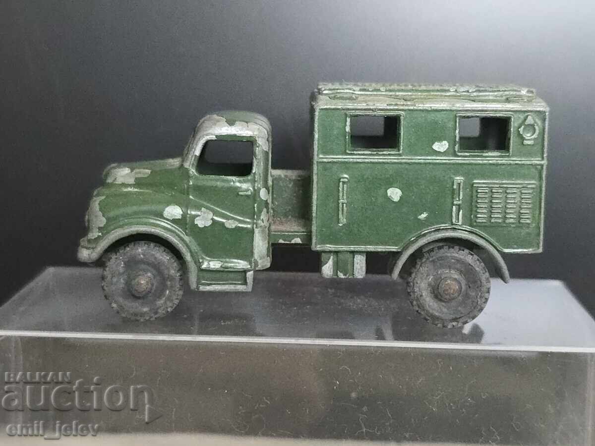 Matchbox LESNEY 68A Army Wireless Truck 1959-1964
