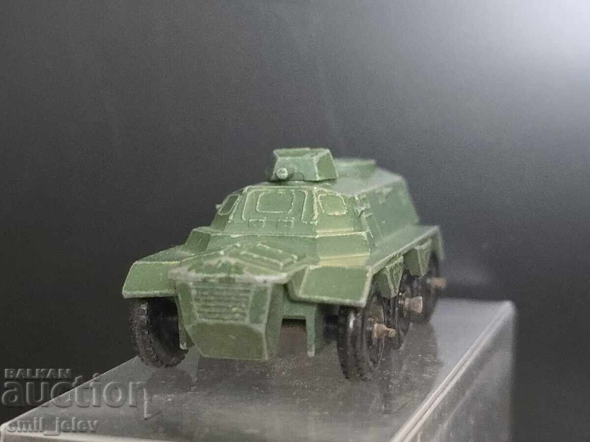 Delivery of Matchbox LESNEY 54A Saracen Personnel Carrier 1958-1964