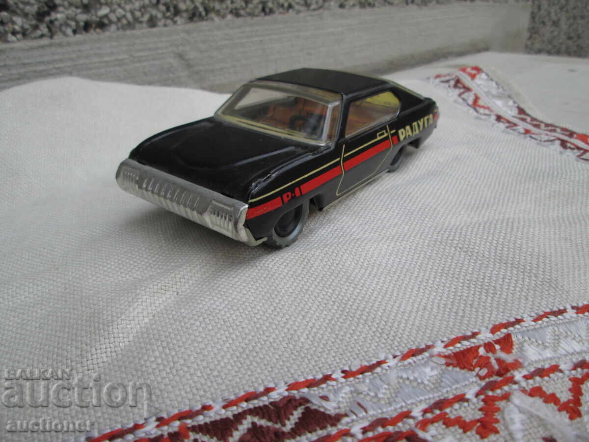 КОЛЕКЦИОНЕРСКА ИГРАЧКА МОДЕЛ КОЛА -РАДУГА СССР с цена 60.00 лв. | € 30.68 КОЛЕКЦИОНЕРСКА ИГРАЧКА МОДЕЛ КОЛА -РАДУГА СССР с цена 60.00 лв. | € 30.68