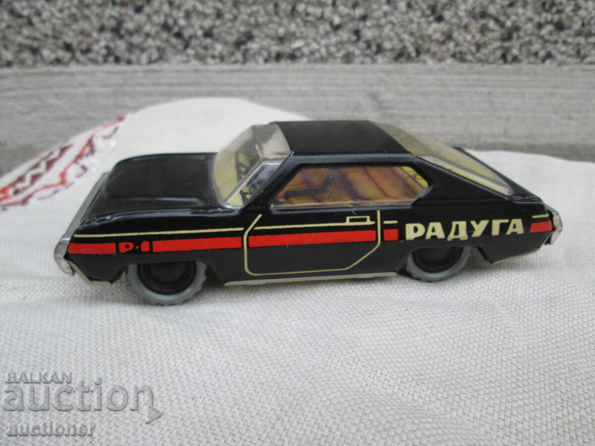 КОЛЕКЦИОНЕРСКА ИГРАЧКА МОДЕЛ КОЛА -РАДУГА СССР КОЛЕКЦИОНЕРСКА ИГРАЧКА МОДЕЛ КОЛА -РАДУГА СССР