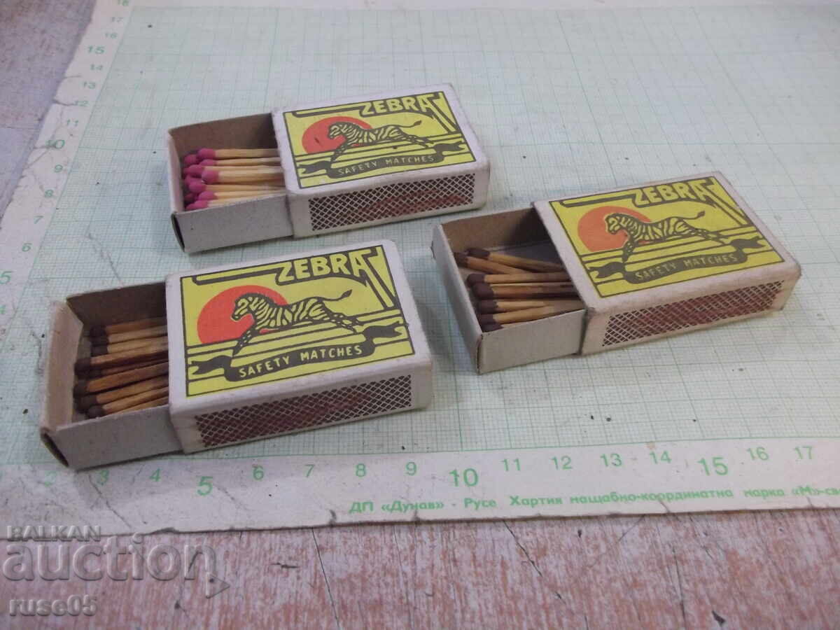 Licitație Lot de 3 cutii de chibrituri "ZEBRA" - 1
