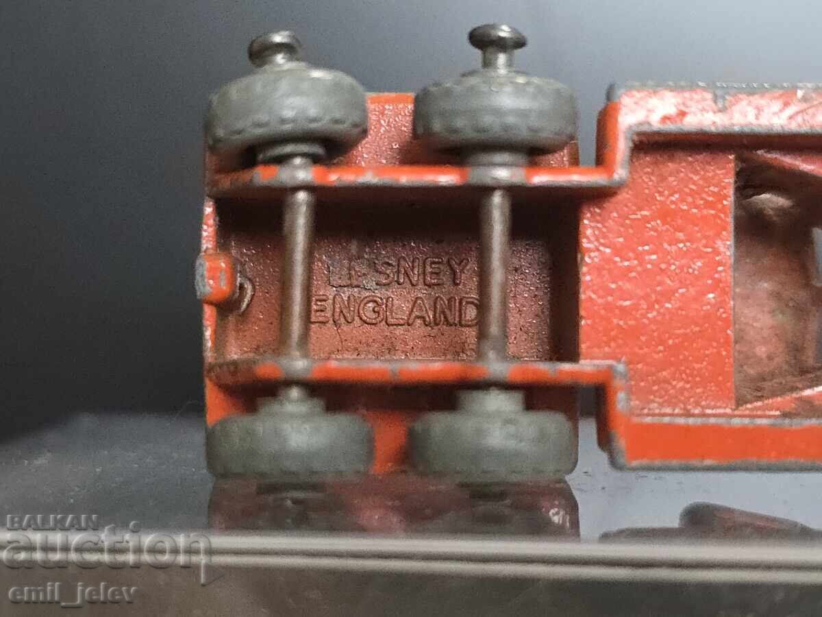 Matchbox LESNEY 15A Diamond T Prime Mover 1955-1958 - 6