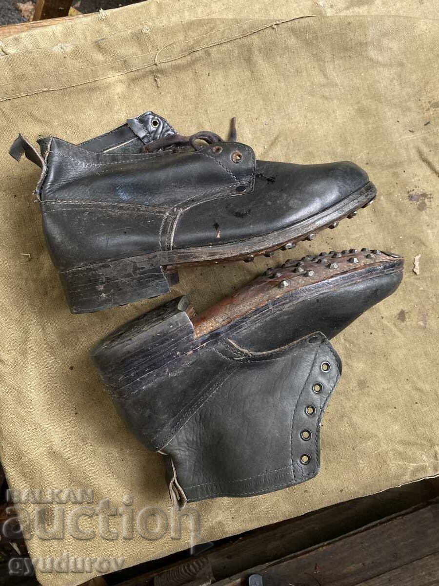 Cintari with price 23.00 BGN | € 11.76 Cintari with price 23.00 BGN | € 11.76