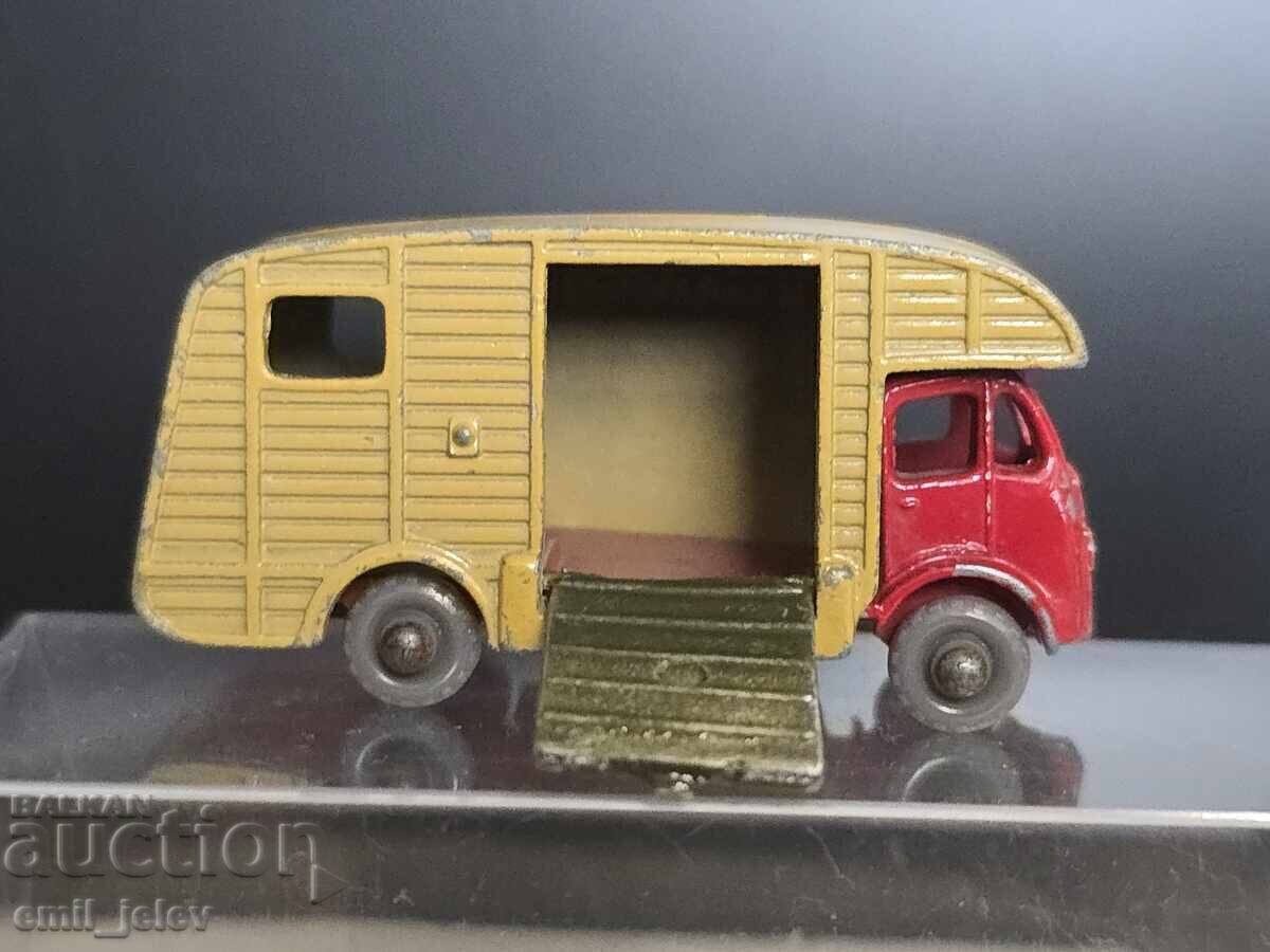 Auction Matchbox LESNEY 35A Horse Box 1957-1964 Auction Matchbox LESNEY 35A Horse Box 1957-1964