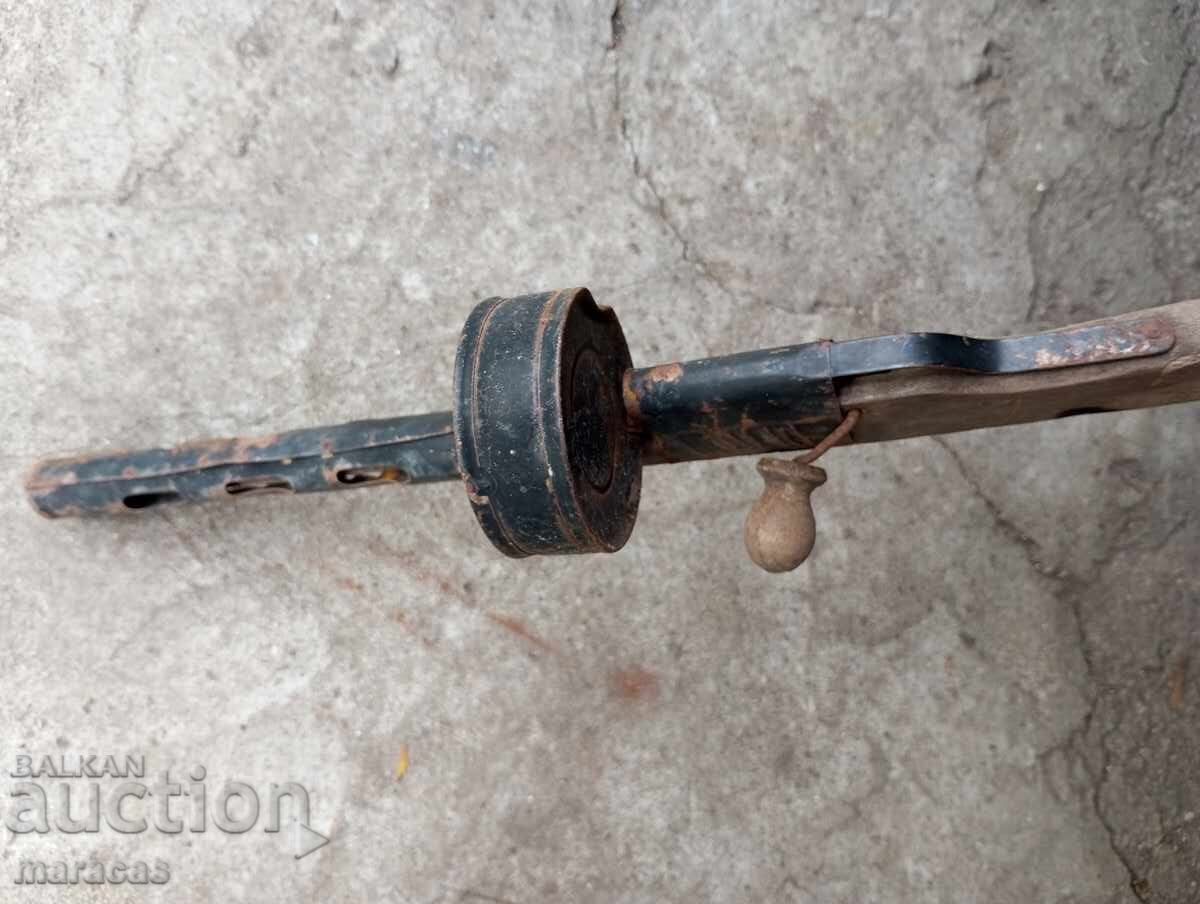 Delivery of An old children's toy Delivery of An old children's toy