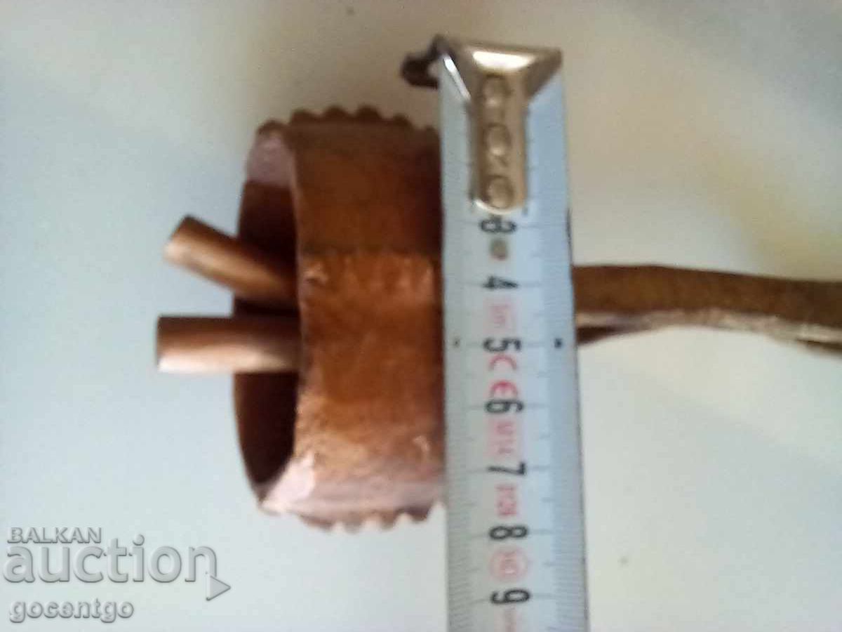 Licitație VAS DE BAIE DIN BUMBAC CLOPOT CLOPOT