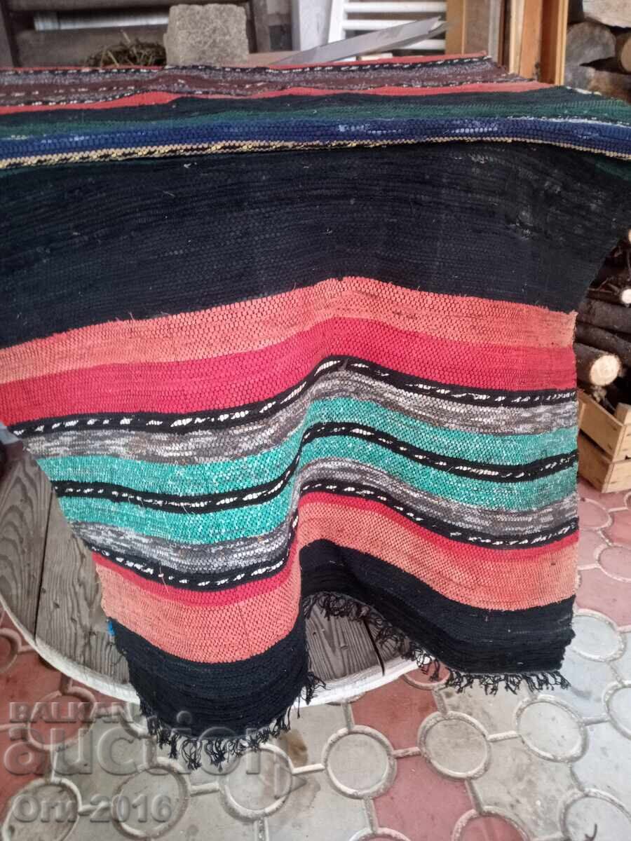 Χειροποίητο χαλί - Πατάκι. Βαμβάκι. Μέγεθος 0,70x2,80μ με τιμή 90.00 BGN | € 46.02