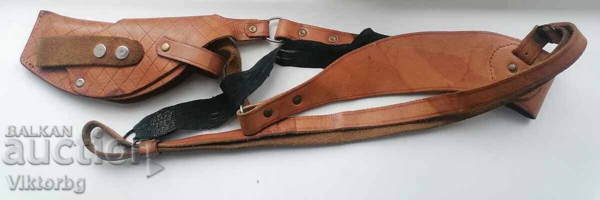 Shoulder holster