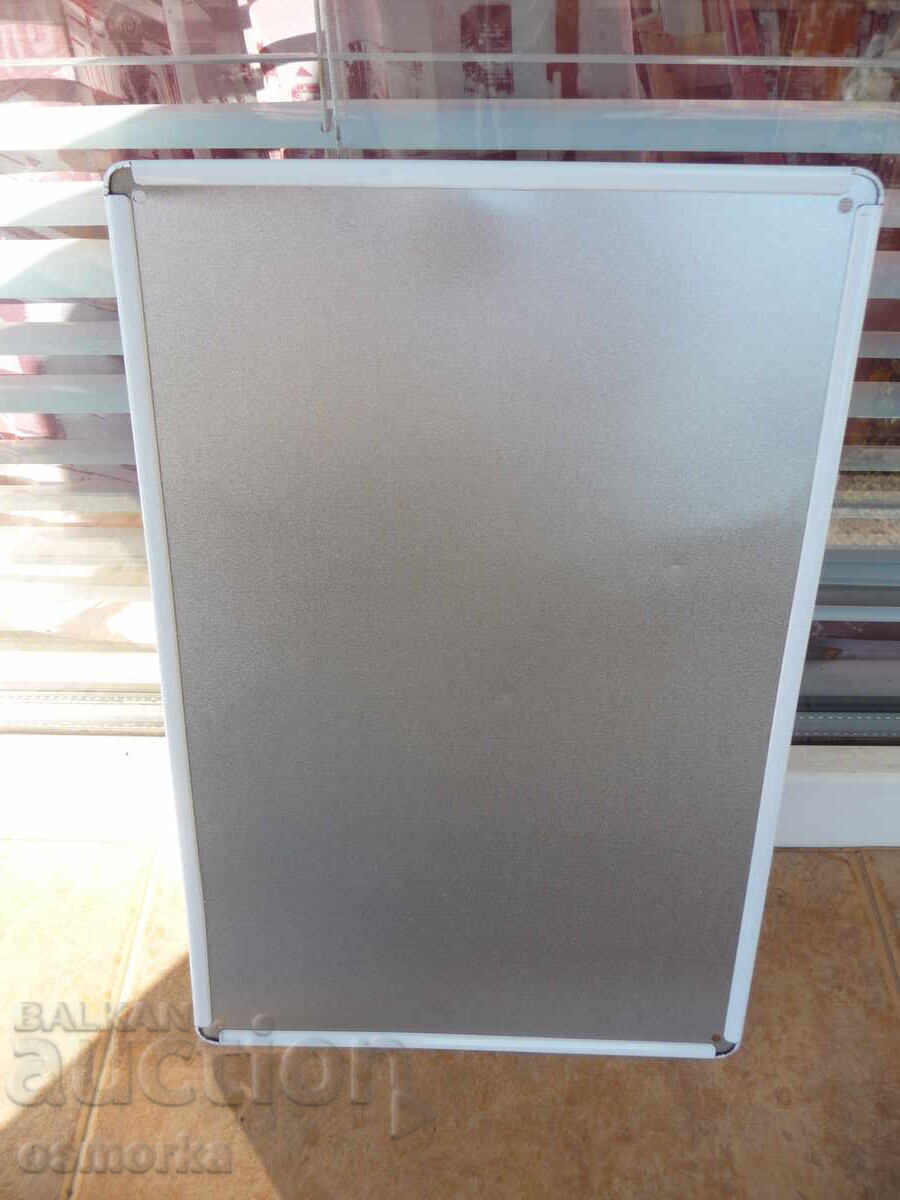 Auction  Metal sign whiskey cigars cutter ice quality aged