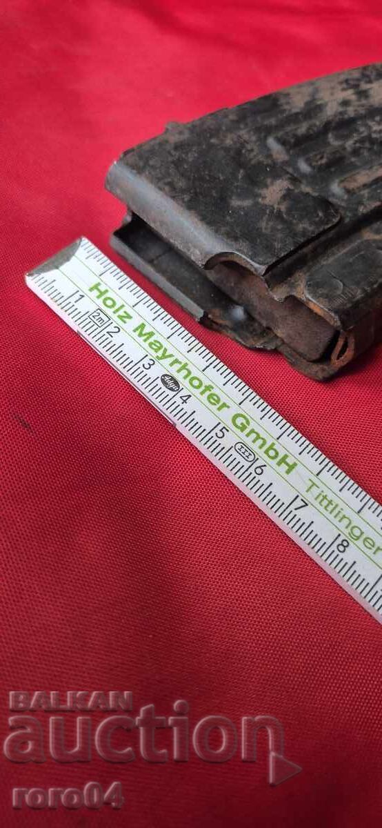 ÎNCĂRCĂTOR - AK 47 - LIPSĂ - 7