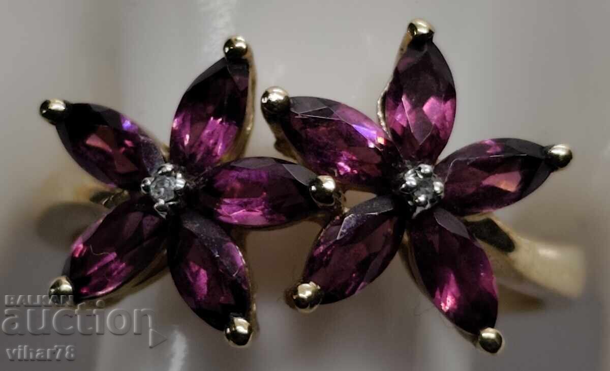 Livrarea INELE DE AUR DE 8 CARATE CU GRANAT