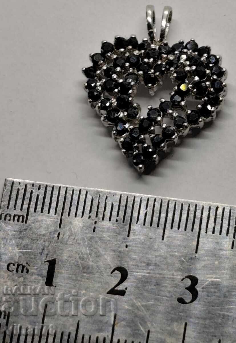 Licitație Pandantiv argint inimă cu safire