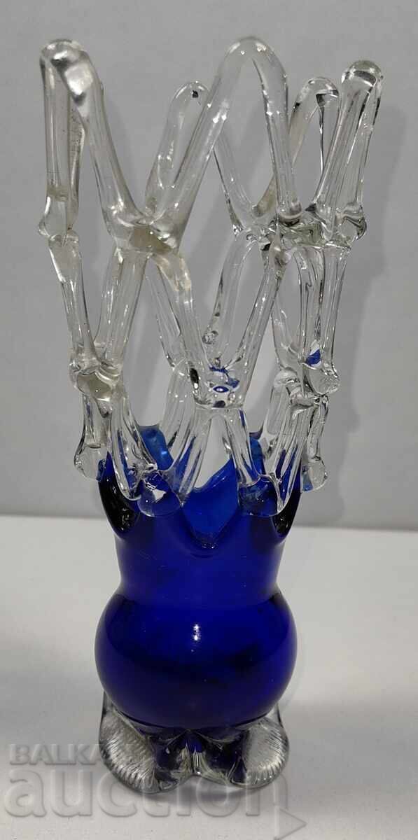 VAZĂ DIN STICLĂ VAZĂ SUFLATĂ TIP MURANO REZISTENTĂ cu preț 39.00 BGN | € 19.94 VAZĂ DIN STICLĂ VAZĂ SUFLATĂ TIP MURANO REZISTENTĂ cu preț 39.00 BGN | € 19.94