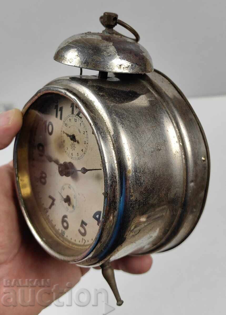 OLD JUNGHANS ALARM CLOCK FOR DECORATION, DOESN'T WORK - 5 OLD JUNGHANS ALARM CLOCK FOR DECORATION, DOESN'T WORK - 5