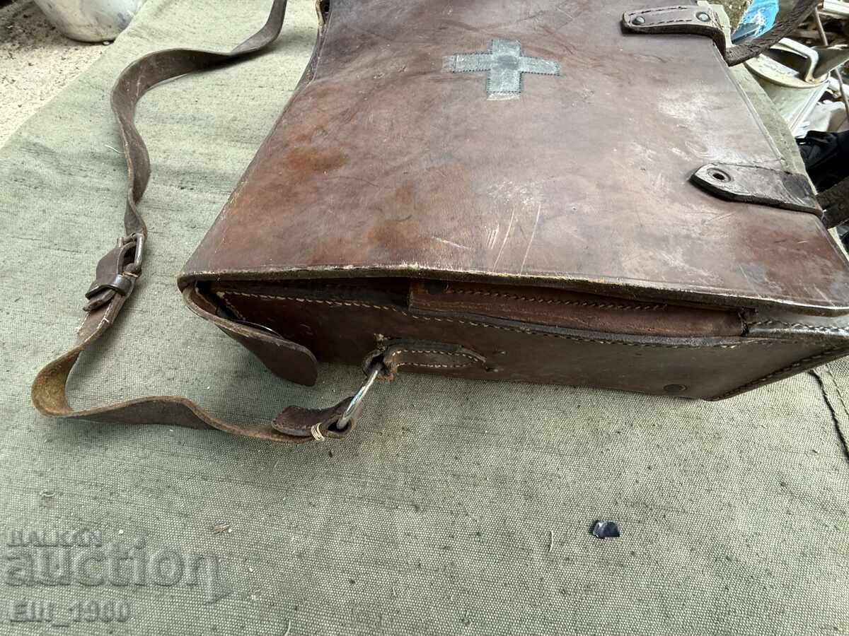 Livrarea Geantă Sanitară Imperială