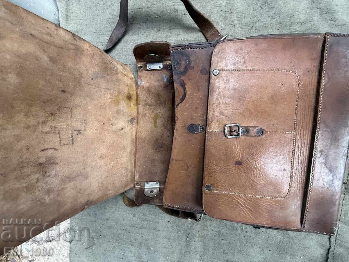 Geantă Sanitară Imperială - 6