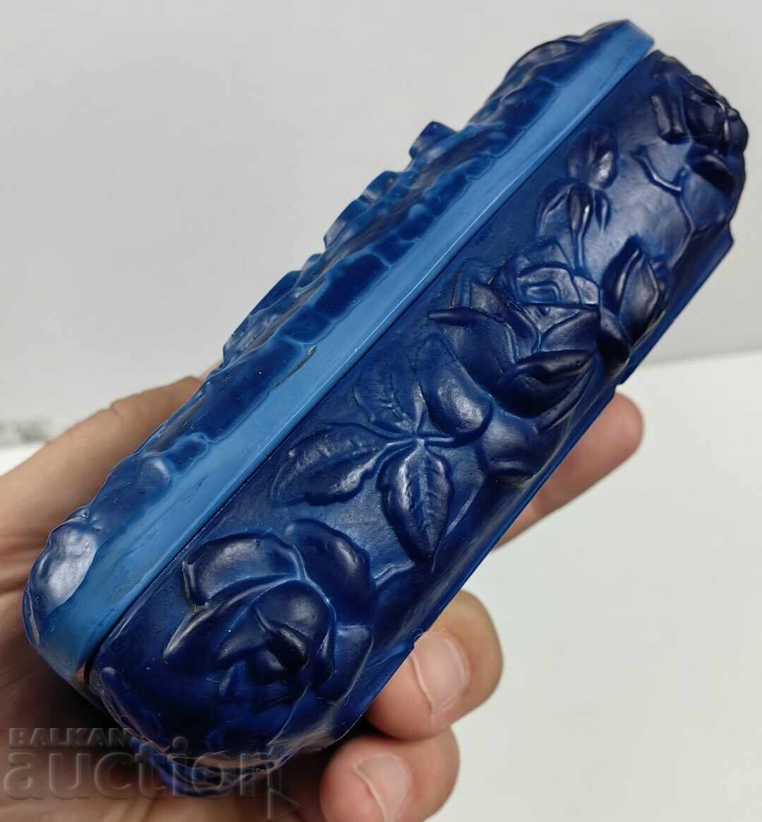 ΠΑΛΙΑ ΛΟΥΞ ΣΑΠΟΥΝΙΕΡΑ ΛΟΥΛΟΥΔΙΑ ΤΡΙΑΝΤΑΦΥΛΛΑ ΑΠΟ ΚΑΠΟΙΟ ΛΙΘΟ Ή..? ΠΑΛΙΑ ΛΟΥΞ ΣΑΠΟΥΝΙΕΡΑ ΛΟΥΛΟΥΔΙΑ ΤΡΙΑΝΤΑΦΥΛΛΑ ΑΠΟ ΚΑΠΟΙΟ ΛΙΘΟ Ή..?