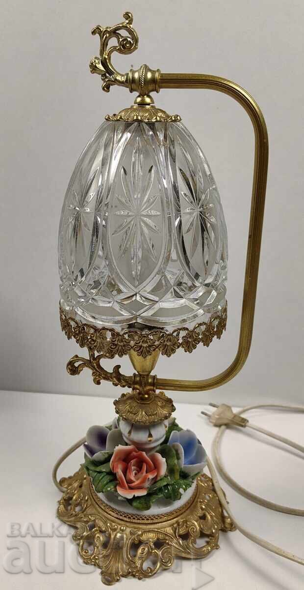 ΠΑΛΑΙΟ επιτραπέζιο ΝΥΧΤΕΡΙΝΟ ΦΩΤΙΣΤΙΚΟ ΜΕ ΠΟΡΣΕΛΑΝΙΝΑ ΣΤΟΙΧΕΙΑ ΛΟΥΛΟΥΔΙΑ ΤΡΙΑΝΤΑΦΥΛΛΑ με τιμή 235.00 BGN | € 120.15