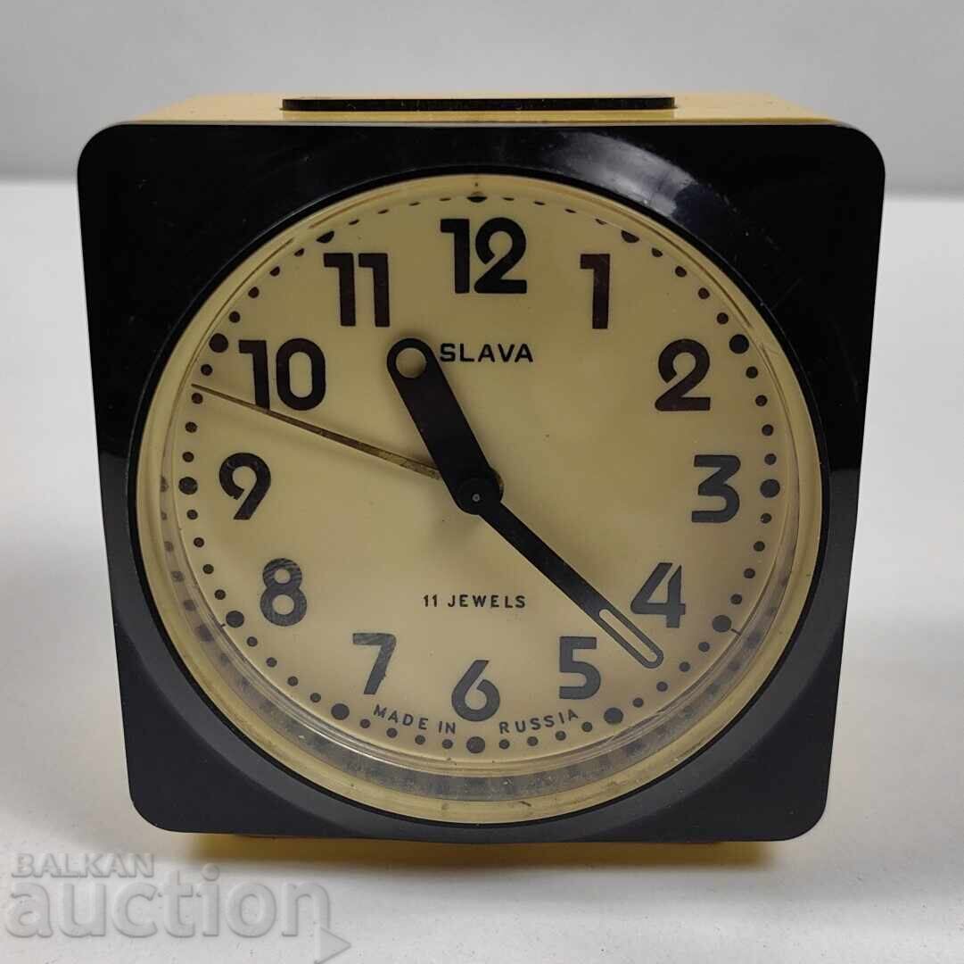 SOTS επιτραπέζιο ξυπνητήρι ΣΛΑΒΑ για διακόσμηση ΔΕΝ ΛΕΙΤΟΥΡΓΕΙ με τιμή 10.00 BGN | € 5.11