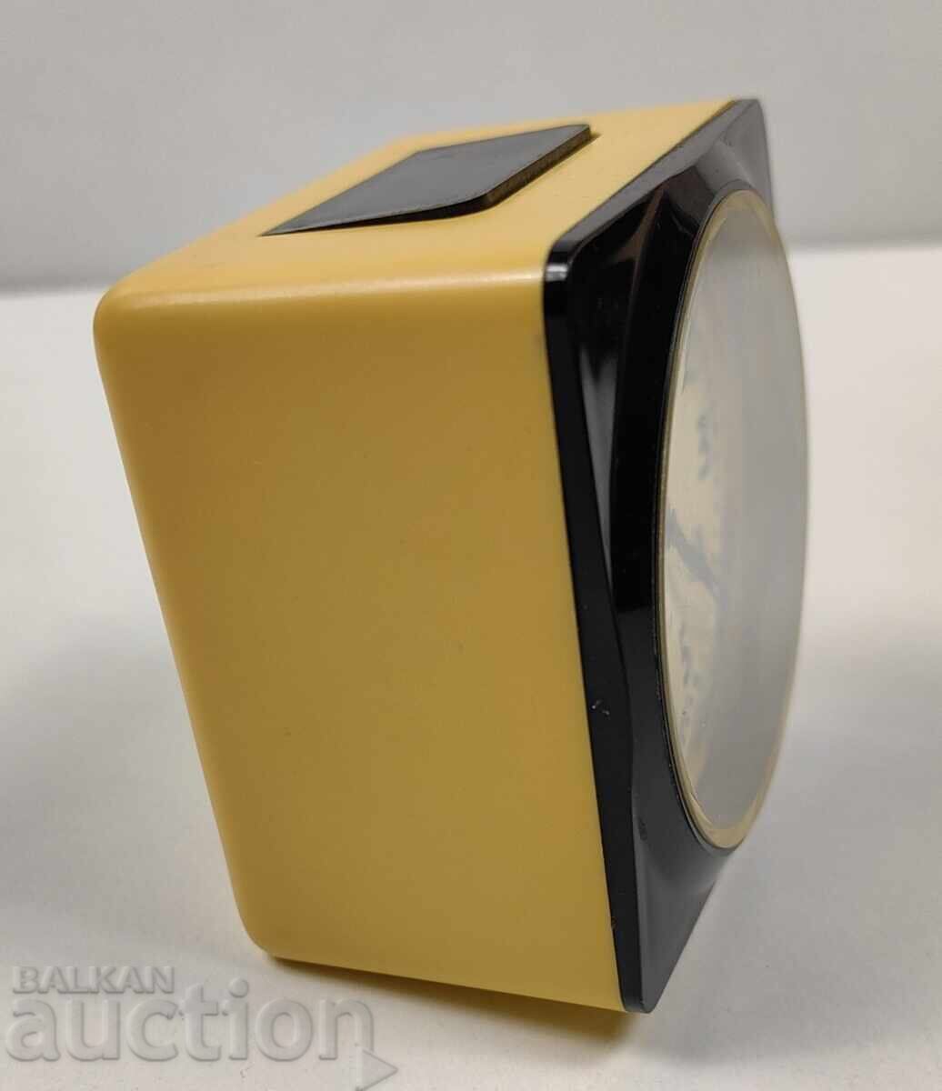 Δημοπρασία SOTS επιτραπέζιο ξυπνητήρι ΣΛΑΒΑ για διακόσμηση ΔΕΝ ΛΕΙΤΟΥΡΓΕΙ