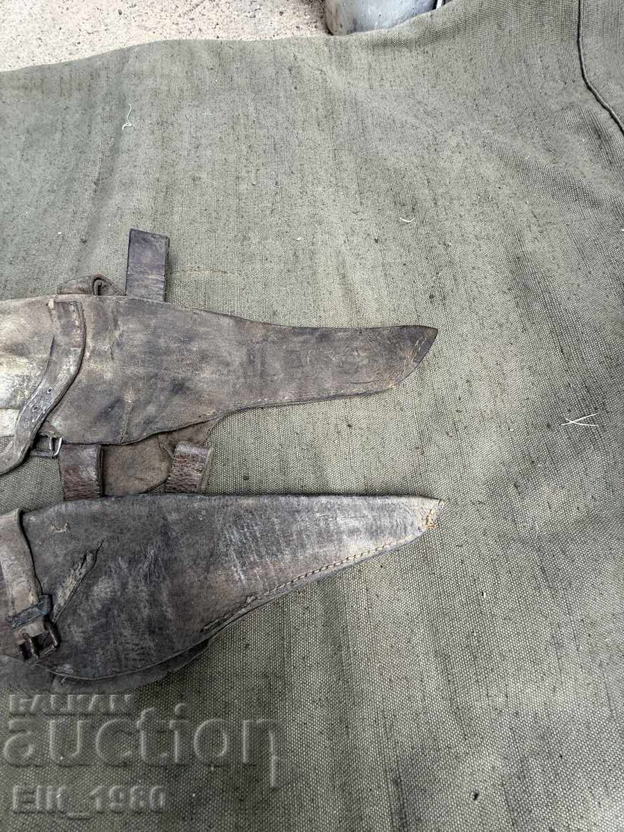 Βασιλικοί Μεταφορείς για Στρατιωτικό Πιρούνι με τιμή € 13.00 | 25.43 BGN