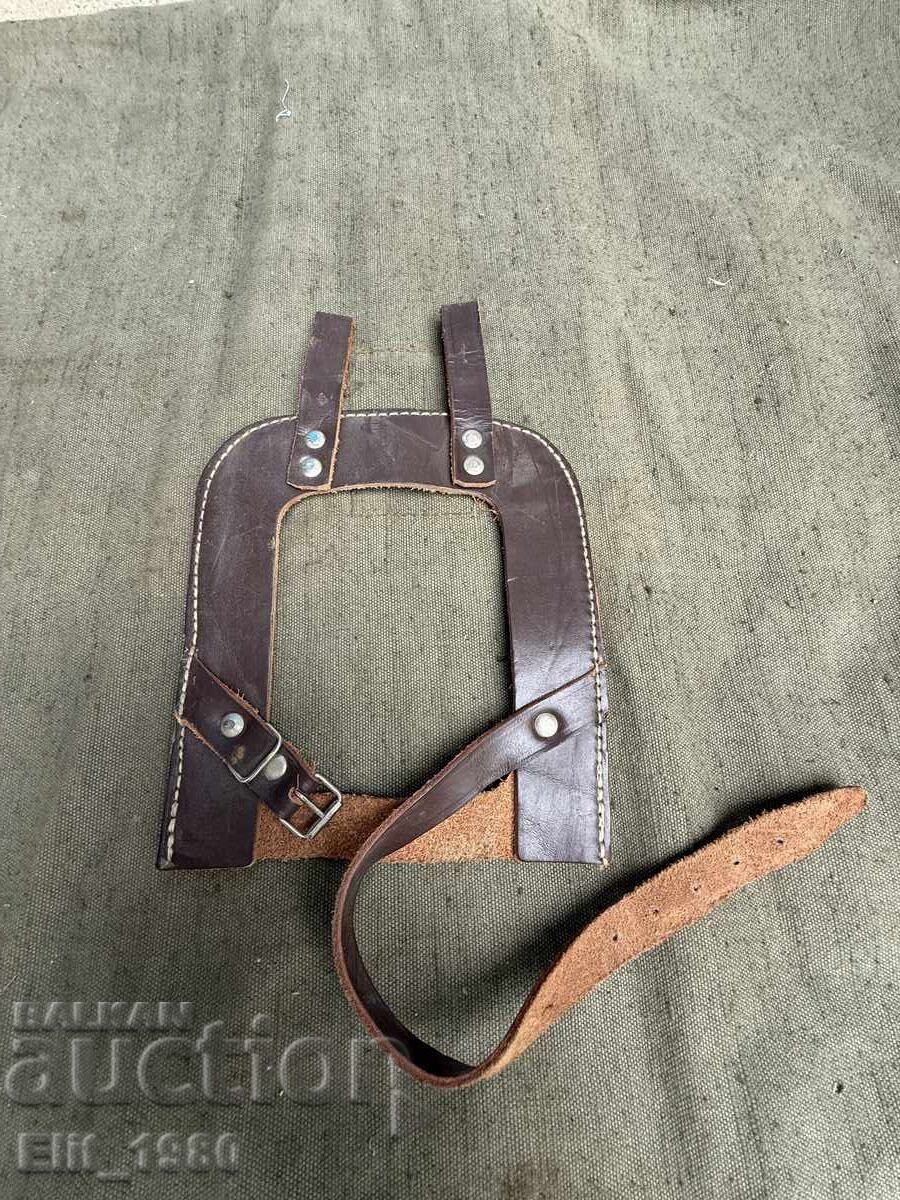 Θήκη για φτυάρι στρατιώτη με τιμή 15.00 BGN | € 7.67