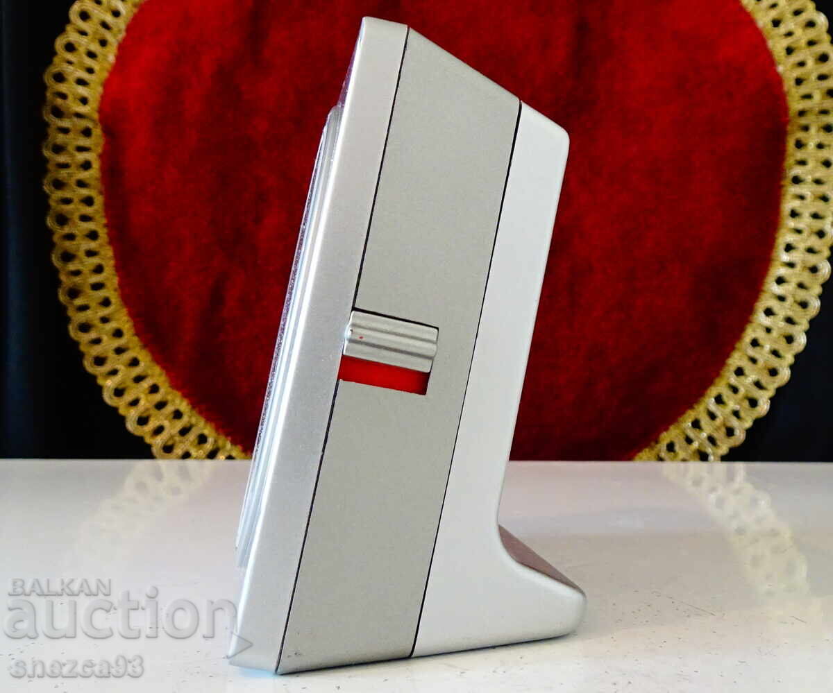 Table clock, alarm clock Dugena, silent with price 59.00 BGN | € 30.17 Table clock, alarm clock Dugena, silent with price 59.00 BGN | € 30.17