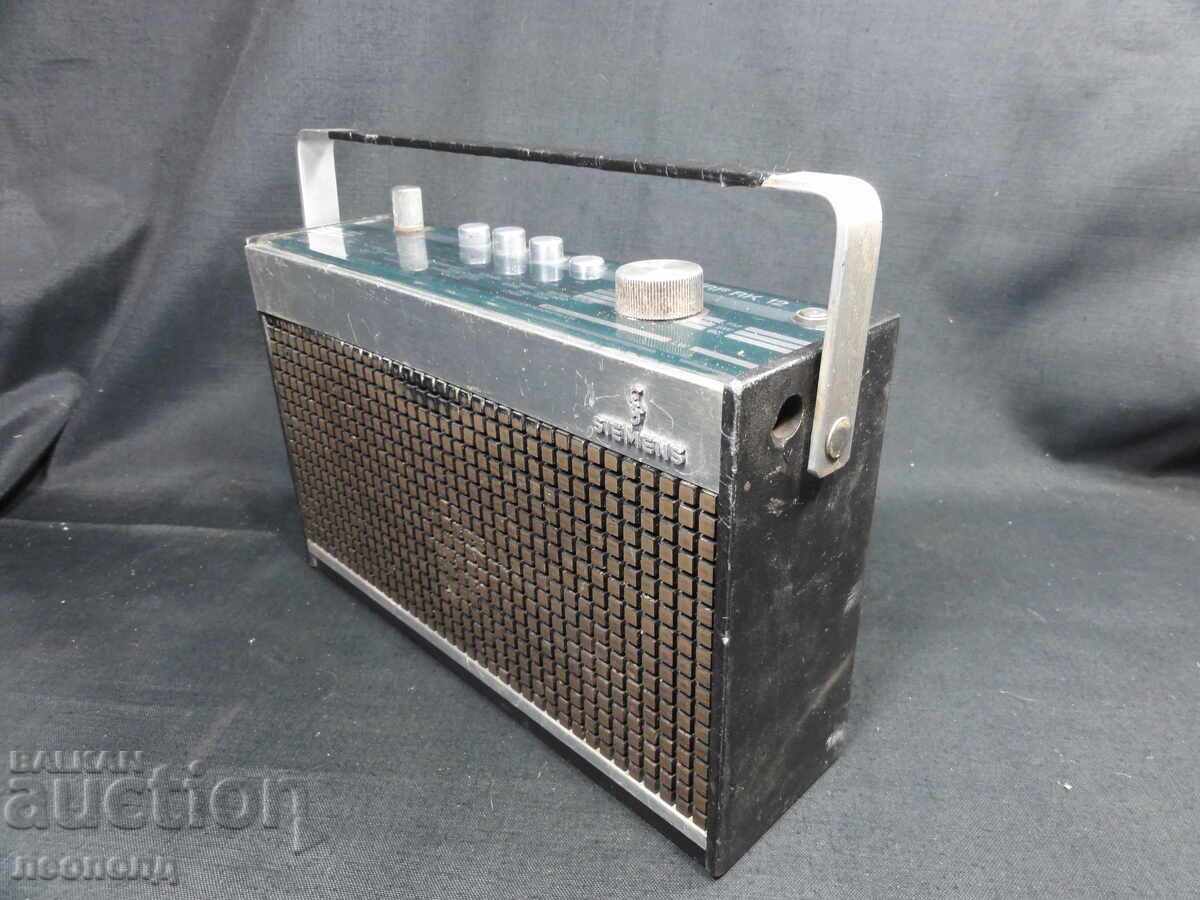 BZC STAR RETRO TRANSISTOR RADIO SIEMENS TURF RK 12 with price 32.99 BGN | € 16.87