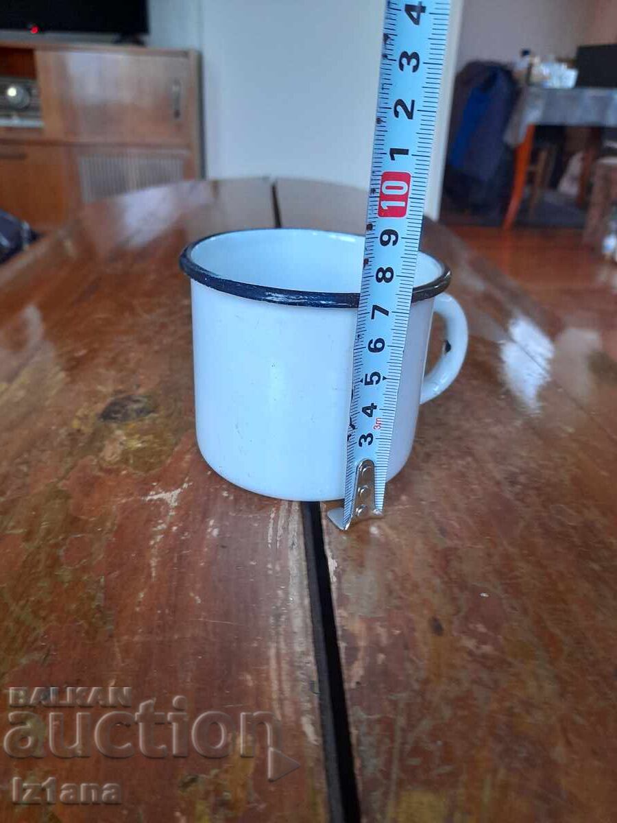 Δημοπρασία Παλιά σμάλτο κανάτα, γυαλί Δημοπρασία Παλιά σμάλτο κανάτα, γυαλί