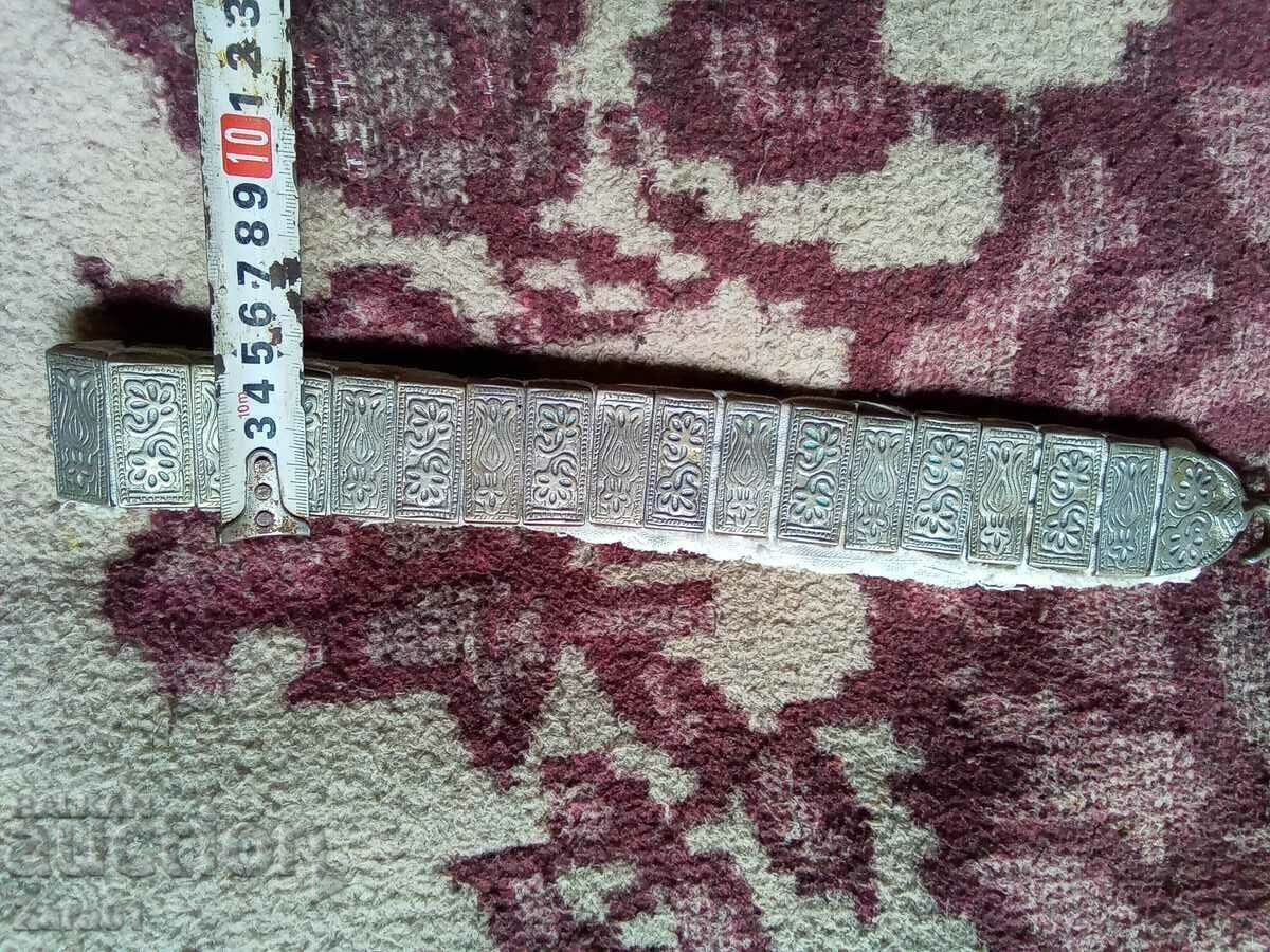 Delivery of Old silver belt Delivery of Old silver belt