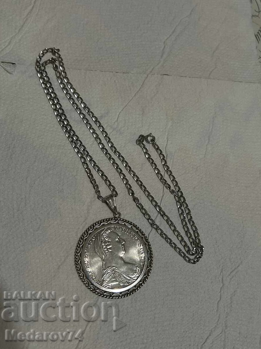 Delivery of Silver locket