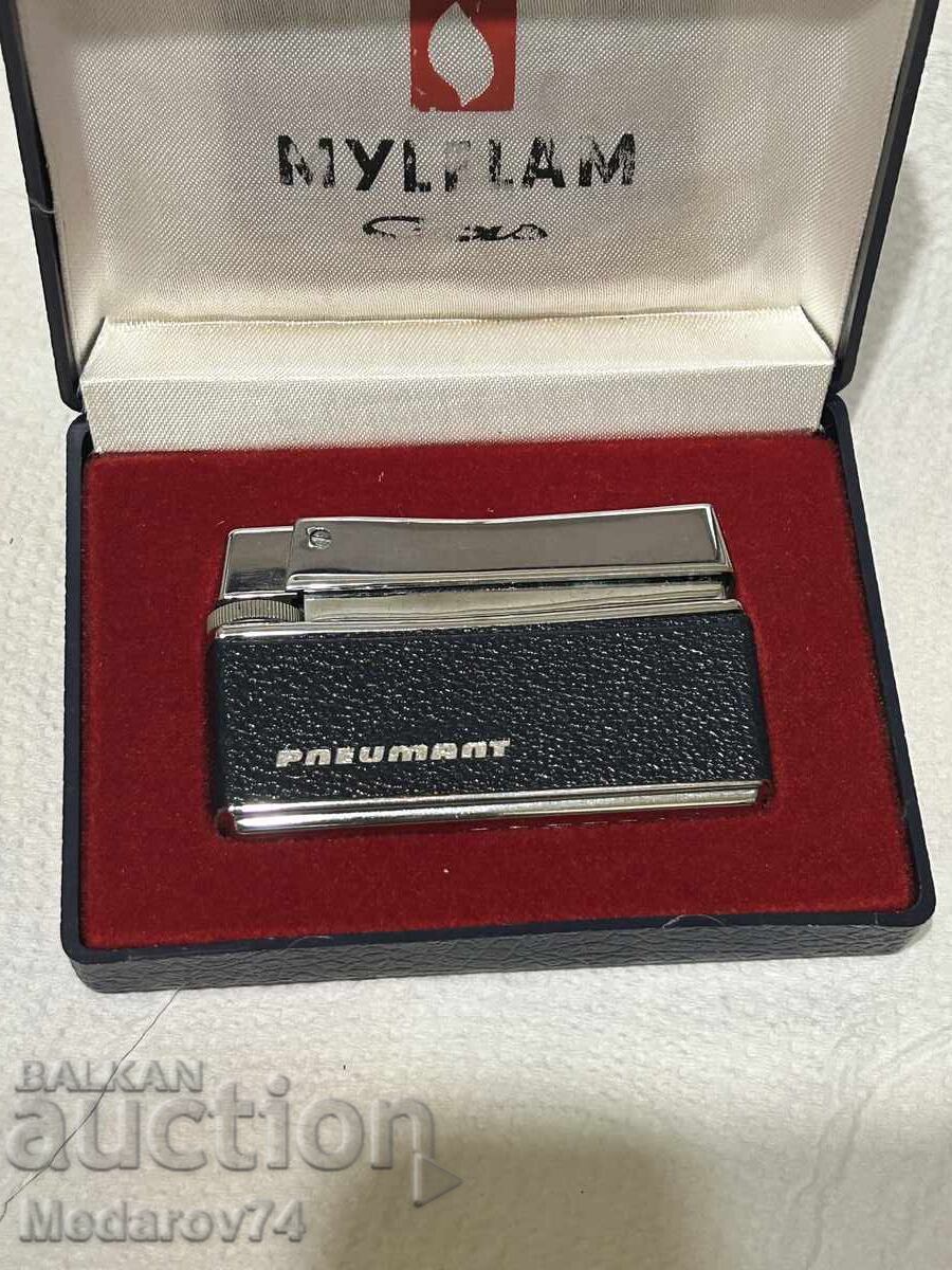 German lighter with price 50.00 BGN | € 25.56