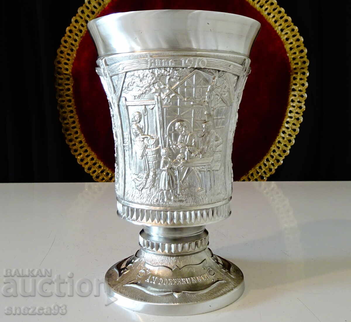 Auction  Painted wine glass with scenic paintings, 250 ml, 360 g