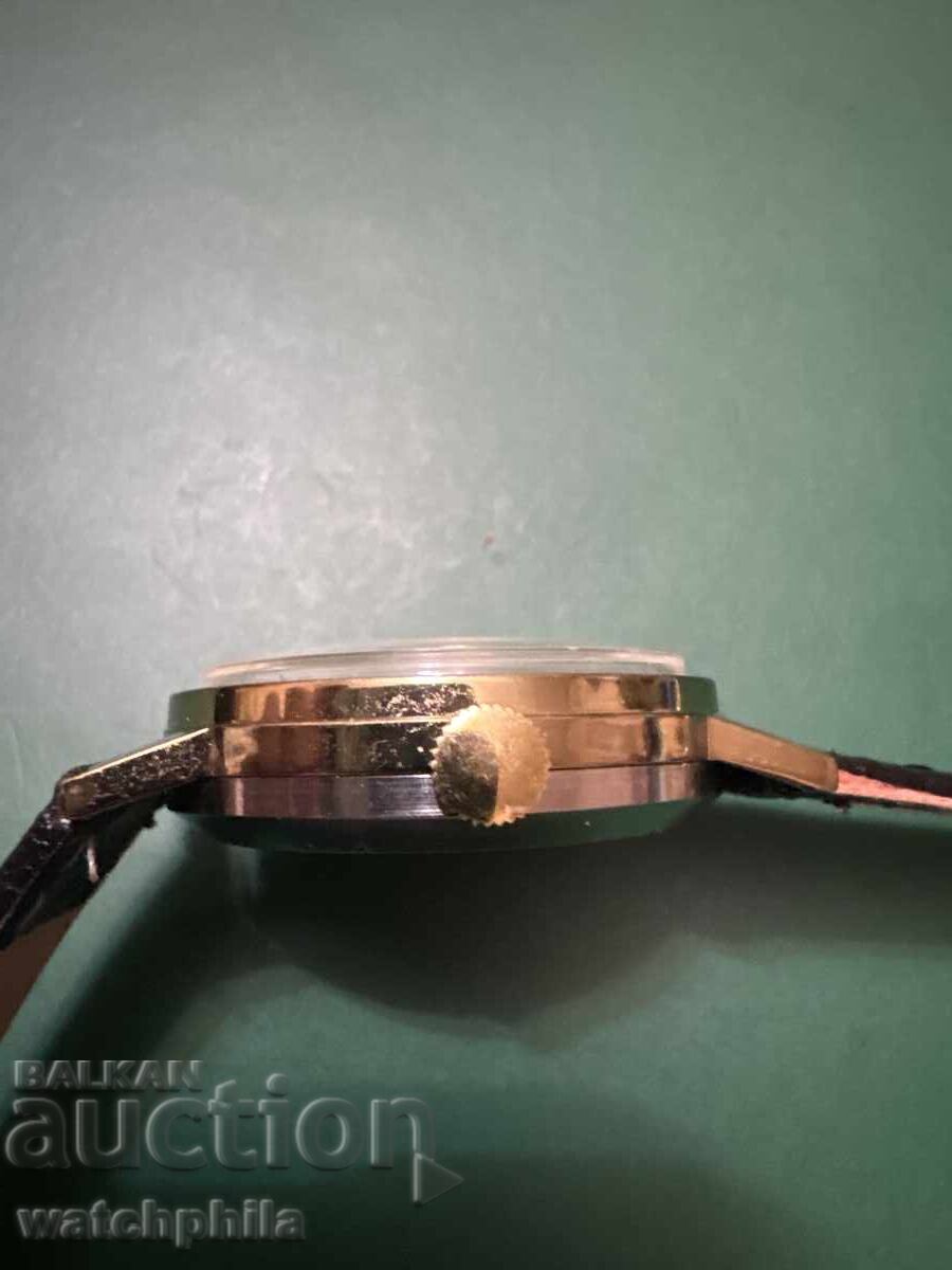 Παράδοση Λουκέρνη σπάνιο ελβετικό ανδρικό ρολόι. Άριστο