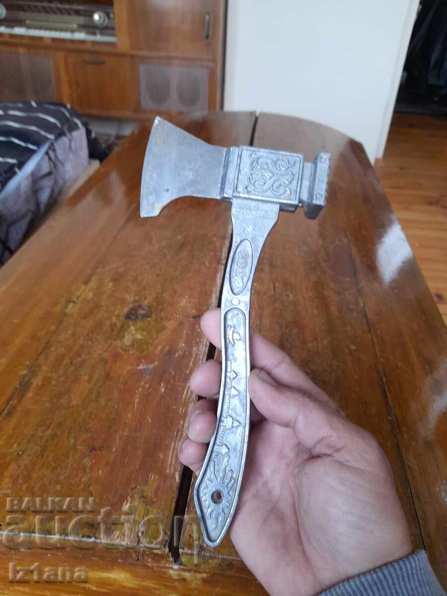 Старо чукче за месо,чук,сатър с цена 33.00 лв. | € 16.87