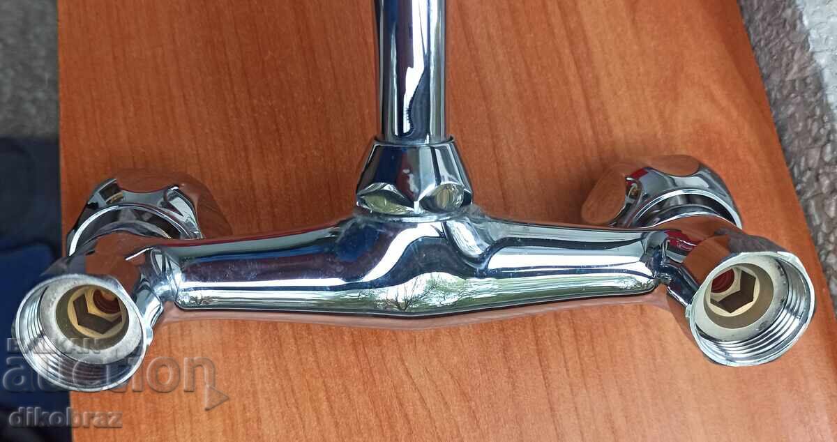 Wall-mounted faucet with ceramic heads - 155 mm - for 5 € - 6 Wall-mounted faucet with ceramic heads - 155 mm - for 5 € - 6