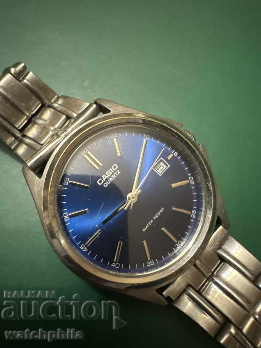 Ανδρικό ρολόι Casio Quartz. Δουλεύει με τιμή 22.00 BGN | € 11.25 Ανδρικό ρολόι Casio Quartz. Δουλεύει με τιμή 22.00 BGN | € 11.25