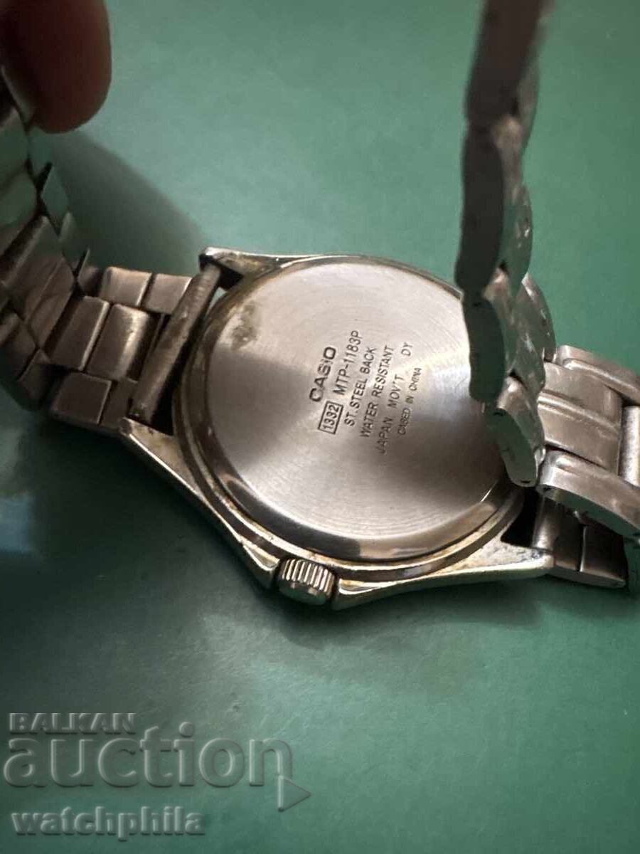 Δημοπρασία Ανδρικό ρολόι Casio Quartz. Δουλεύει Δημοπρασία Ανδρικό ρολόι Casio Quartz. Δουλεύει