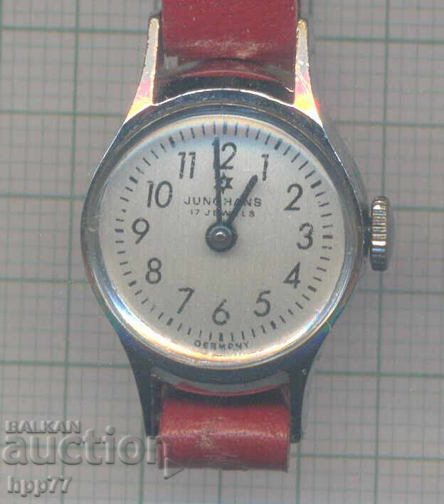 Clock 17 works with price 22.00 BGN | € 11.25 Clock 17 works with price 22.00 BGN | € 11.25