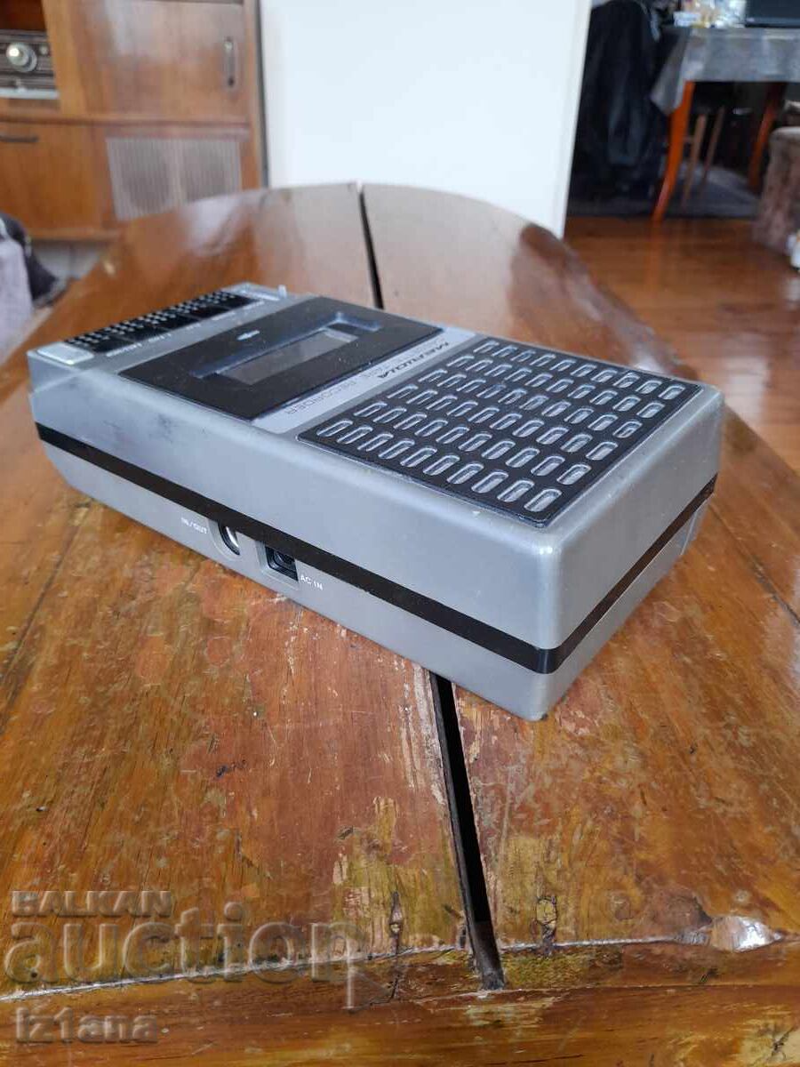 Livrarea Vechi casetofon Meridia TC 801 Livrarea Vechi casetofon Meridia TC 801